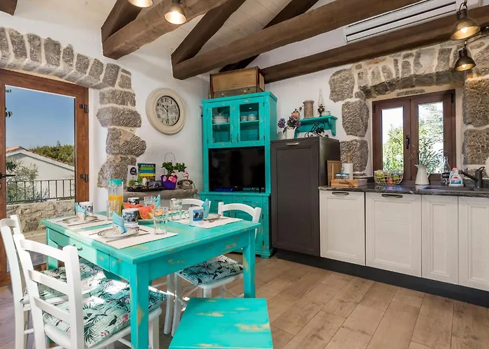Awesome In With Kitchen Prázdninový dům *