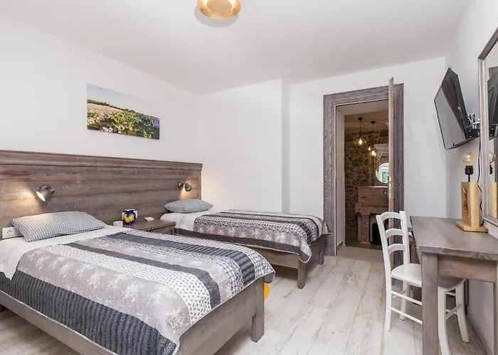 Awesome In With Kitchen *