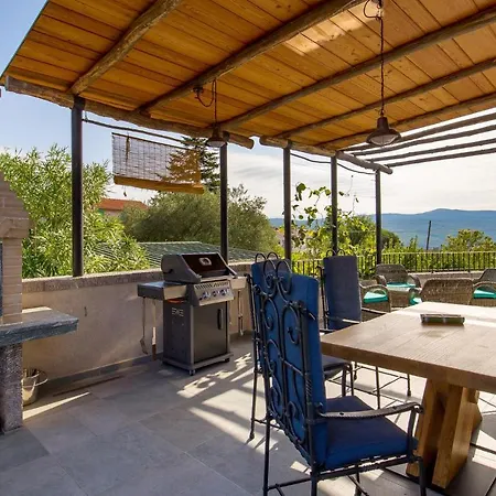 Сasa de vacaciones Awesome In With Kitchen *