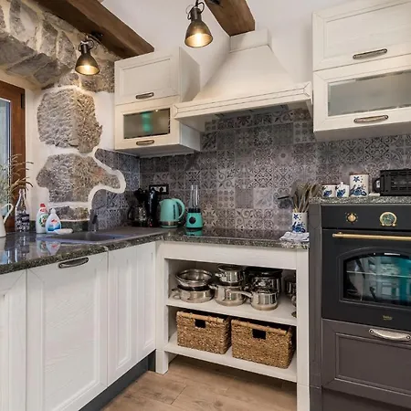 Awesome In With Kitchen
