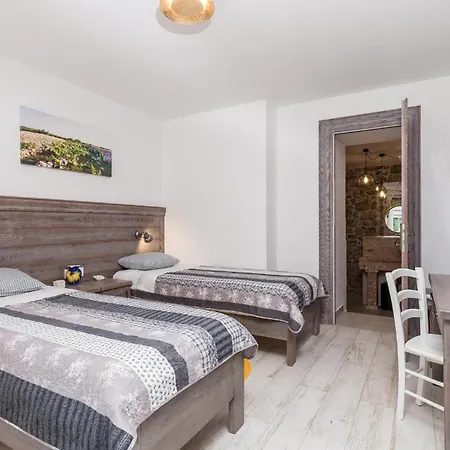 Awesome In With Kitchen *