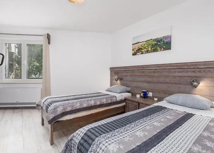 Awesome In With Kitchen